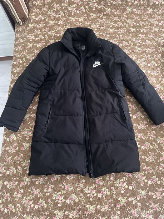 Мужская куртка Nike черного цвета,размер XL
