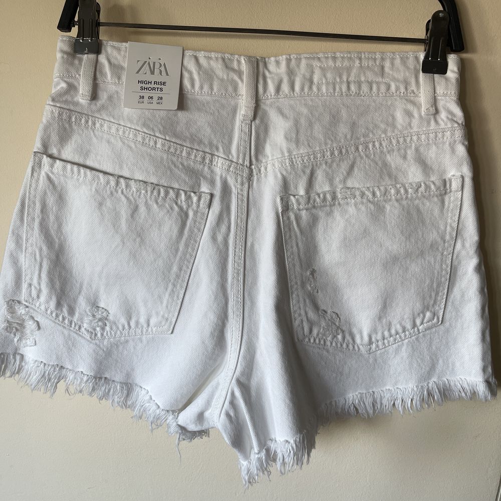 Дамски къси панталони Zara