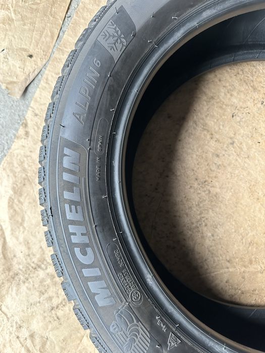 215/55 R17 Michelin Alpin 6 7.02 mm DOT 2422