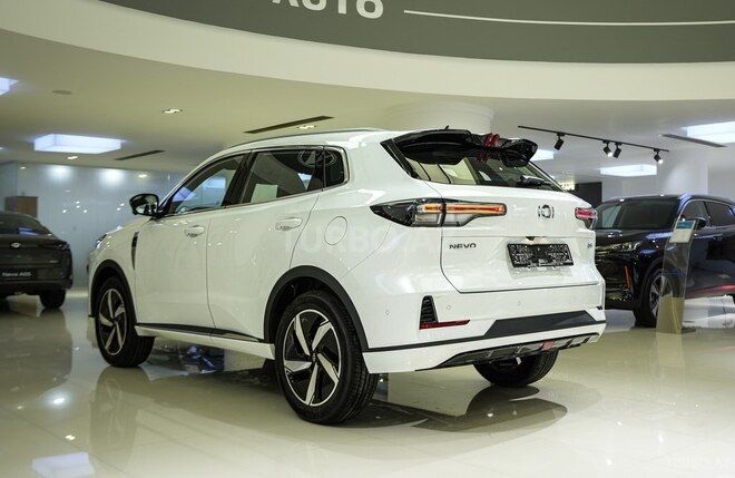 Changan Nevo Q05 гибрид