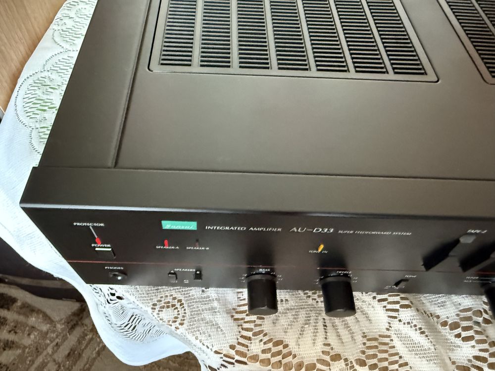 Sansui AU-D33 стерео