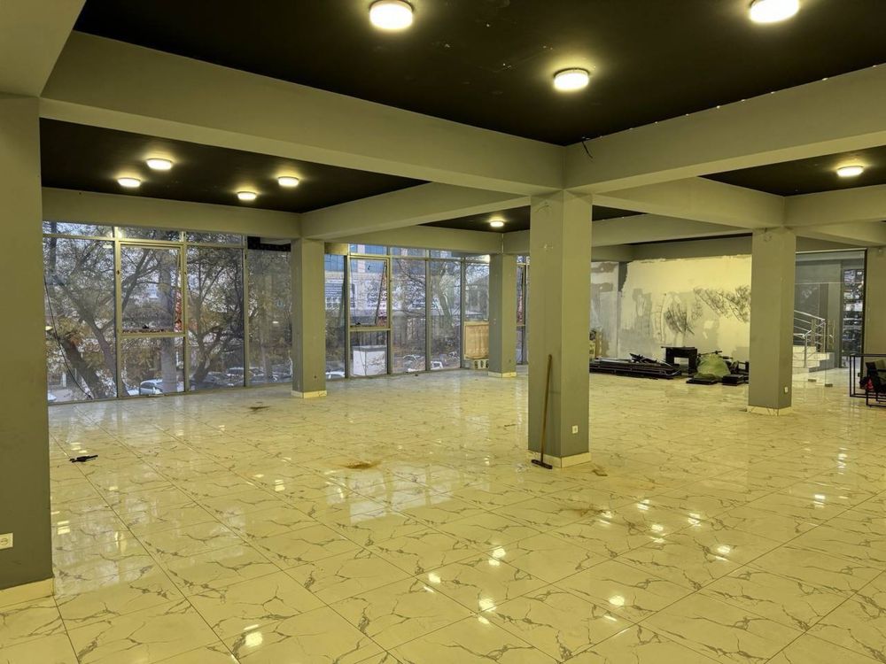 Коммерческое помещение,2 этаж,с ремонтом, 250 м²,ориентир Малика базар