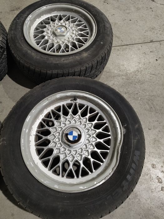 Roti BMW style 5 cu capace