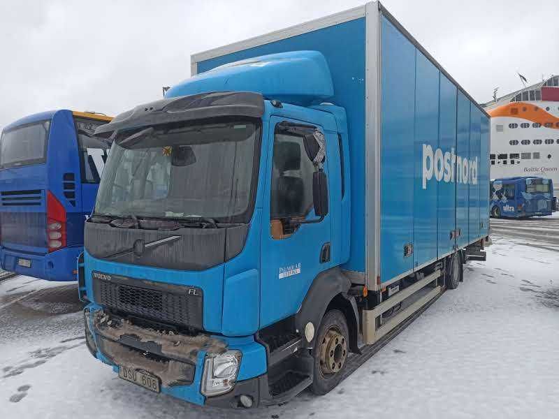 Pentru piese - camion VOLVO FL II (01.13-) 2013