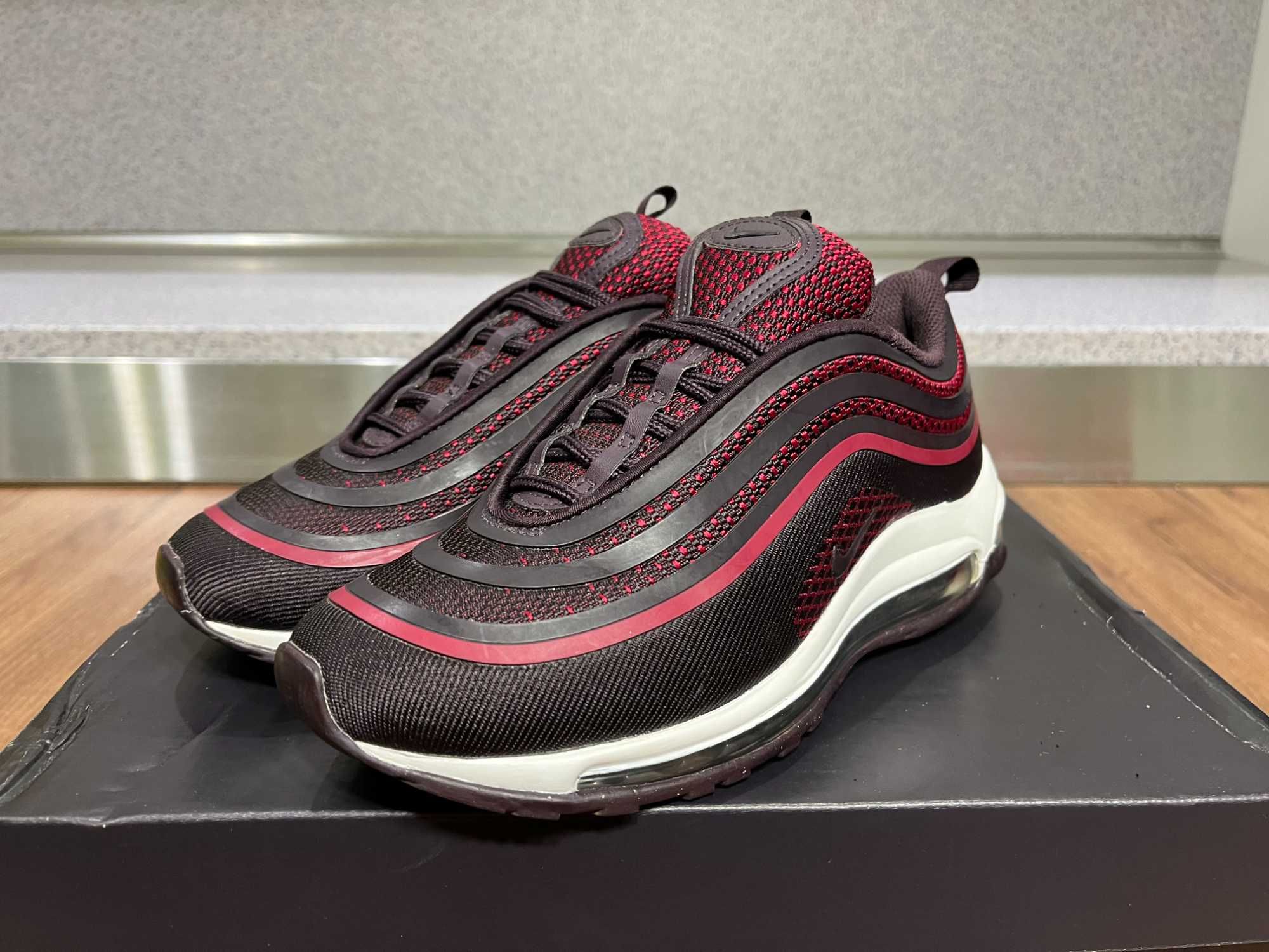 ОРИГИНАЛНИ *** Nike Air Max 97 Ultra 17 GS Noble Red-Port Wine