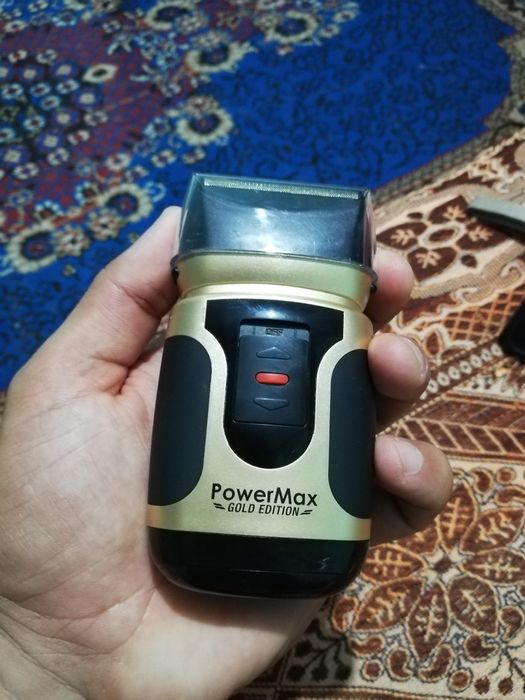 Aparat de ras cu baterii PowerMax