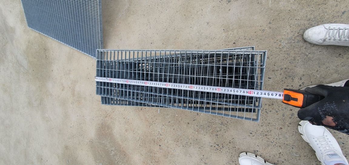 Trepte zincate 112x28cm