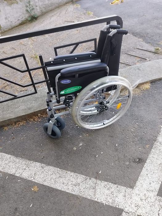 Cărucior  ortopedica nefolosit