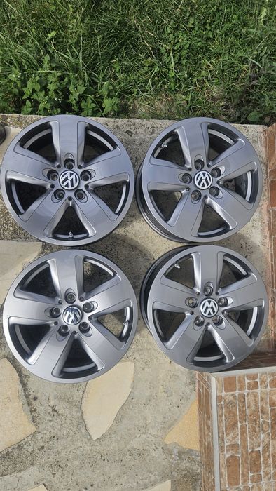 Roti jante anvelope de vara 205 55 R16  vw audi seat skoda