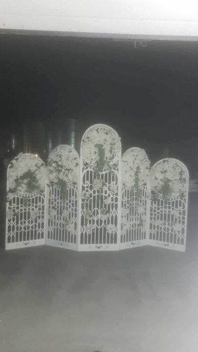 Fundaluri Foto & Decoruri Premium pentru Evenimente de Poveste
