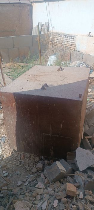 Емкаст,   келишамиз! любой суюклик ва бошка нарсалар саклаш учун