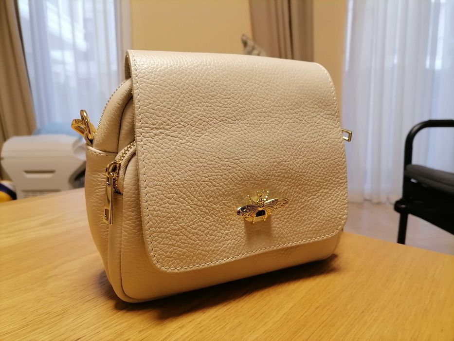Нова красива и стилна италианска чанта от истинска кожа