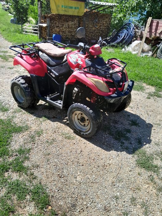 Vind atv kimco Maxu de 250cc  adus din Spania