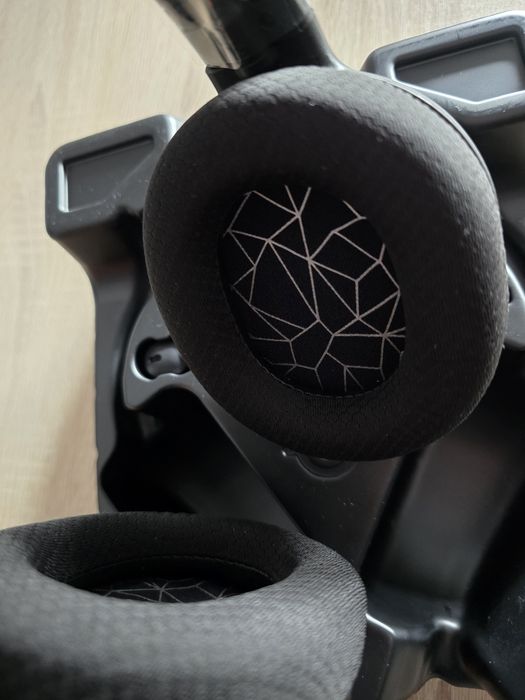 Vând căști over ear SteelSeries ARCTIS 1