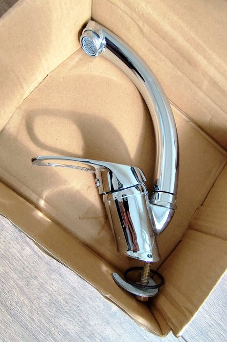 Смесител за мивка