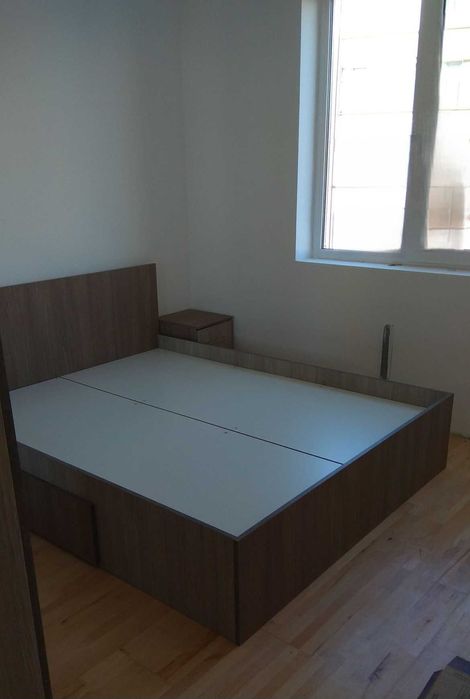 Set complet mobilă dormitor – pat, dulap și noptiere + saltea cadou