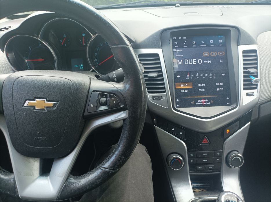 Vānd CHEVROLET CRUZE în stare bunā de functionare