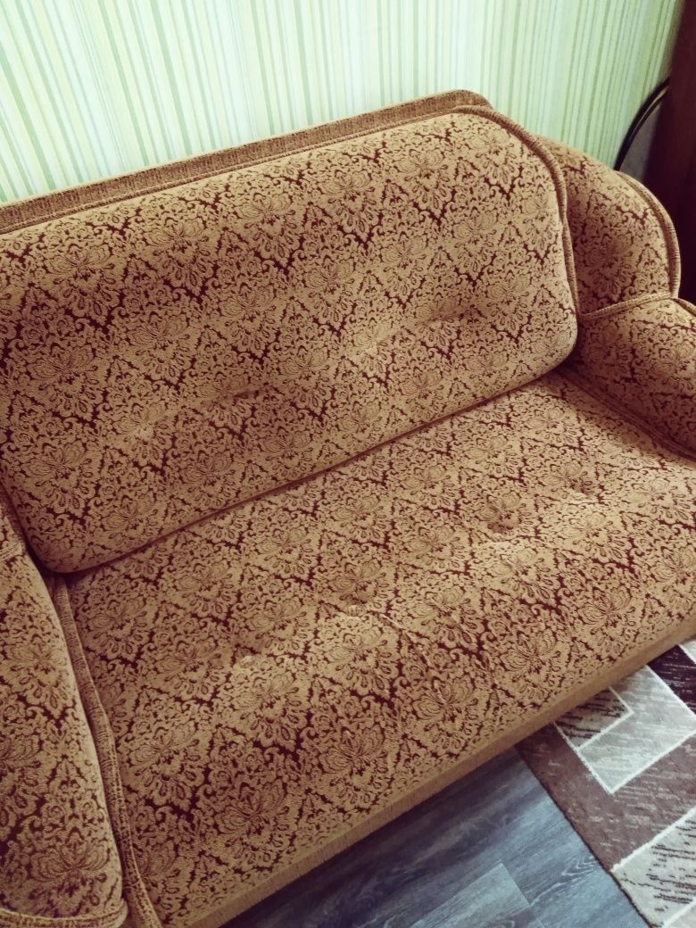 Продам новый диван полуторка