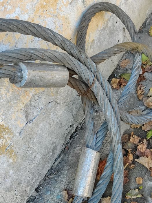 Vând șufă tractare utilaje grele.