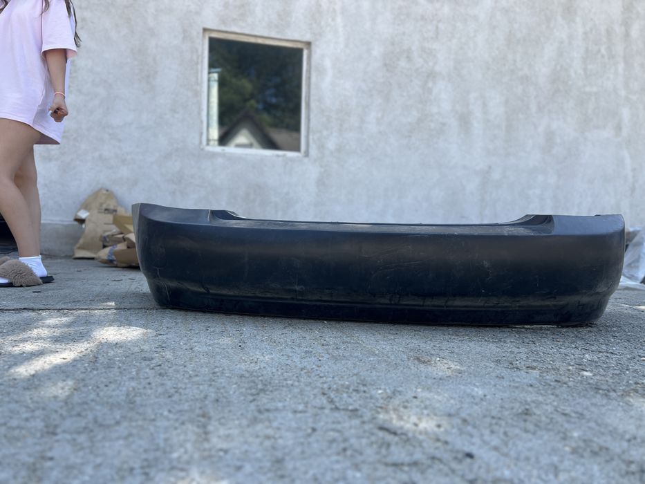 Bara spate Nissan Sentra, model 2000-2003.