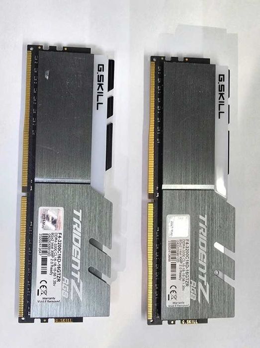 Set 2 x Memorie RAM, Iluminare RGB, DDR4, 2 x 8 GB GSkill