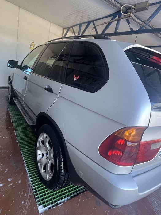 Vând X5 Autoutilitară