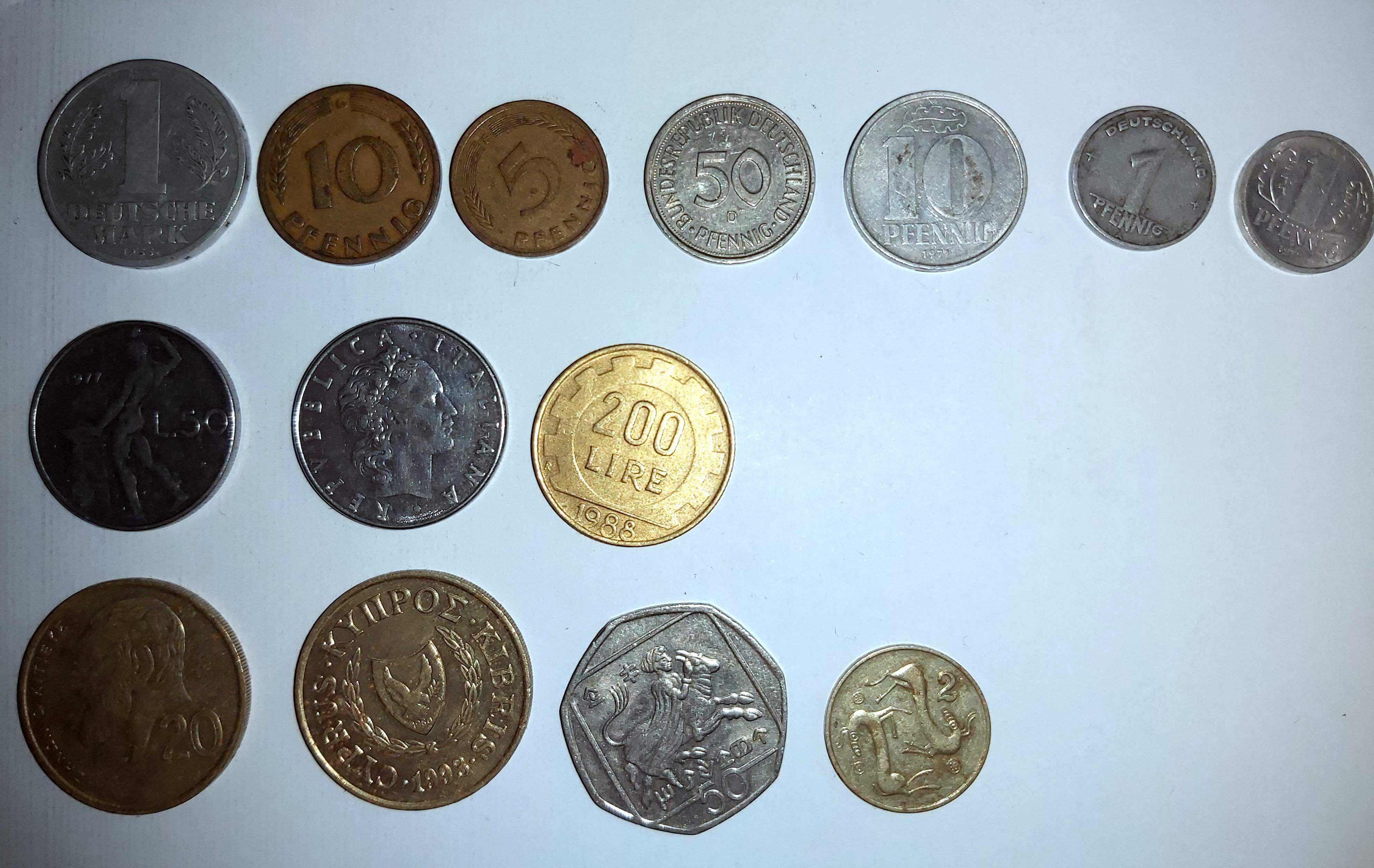 Monede vechi de diferite valori