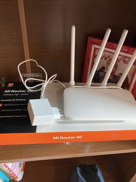 Продаю новый МI Router 4C Xiaomi