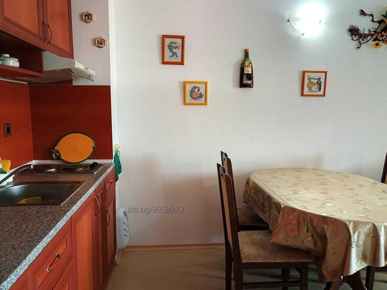 Продава се Двустаен апартамент в Несебър - 67 кв.м за 1000 €/кв.м - Снимка #2