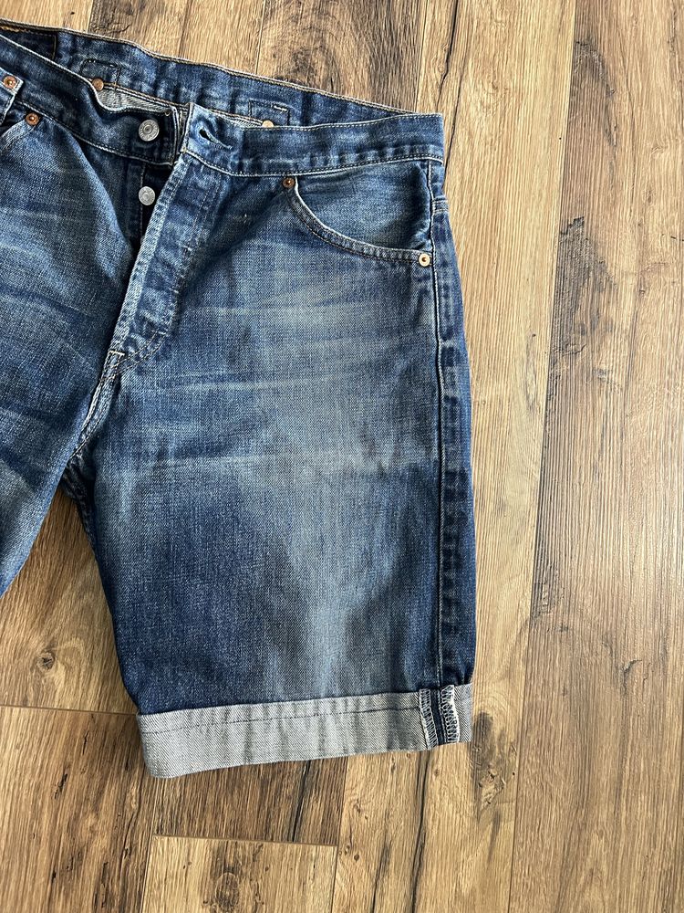 Levi’s Denim size 32