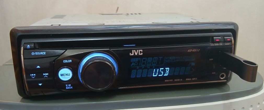 CD USB JVC радио за кола флашка диск аукс 4x50W