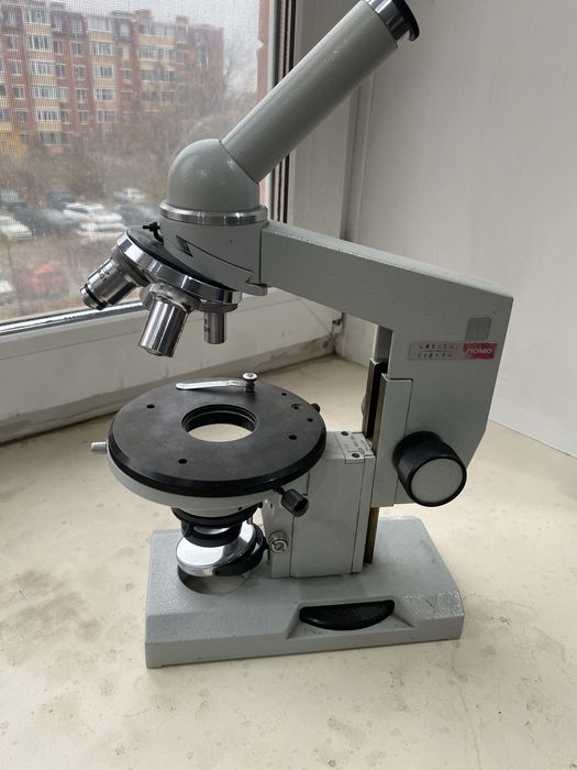 Продаю микроскоп