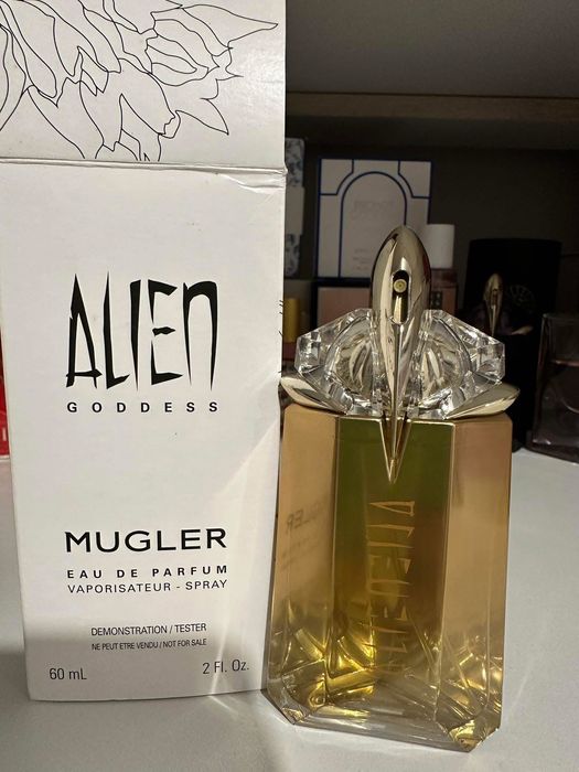 Mugler Alien Goddess