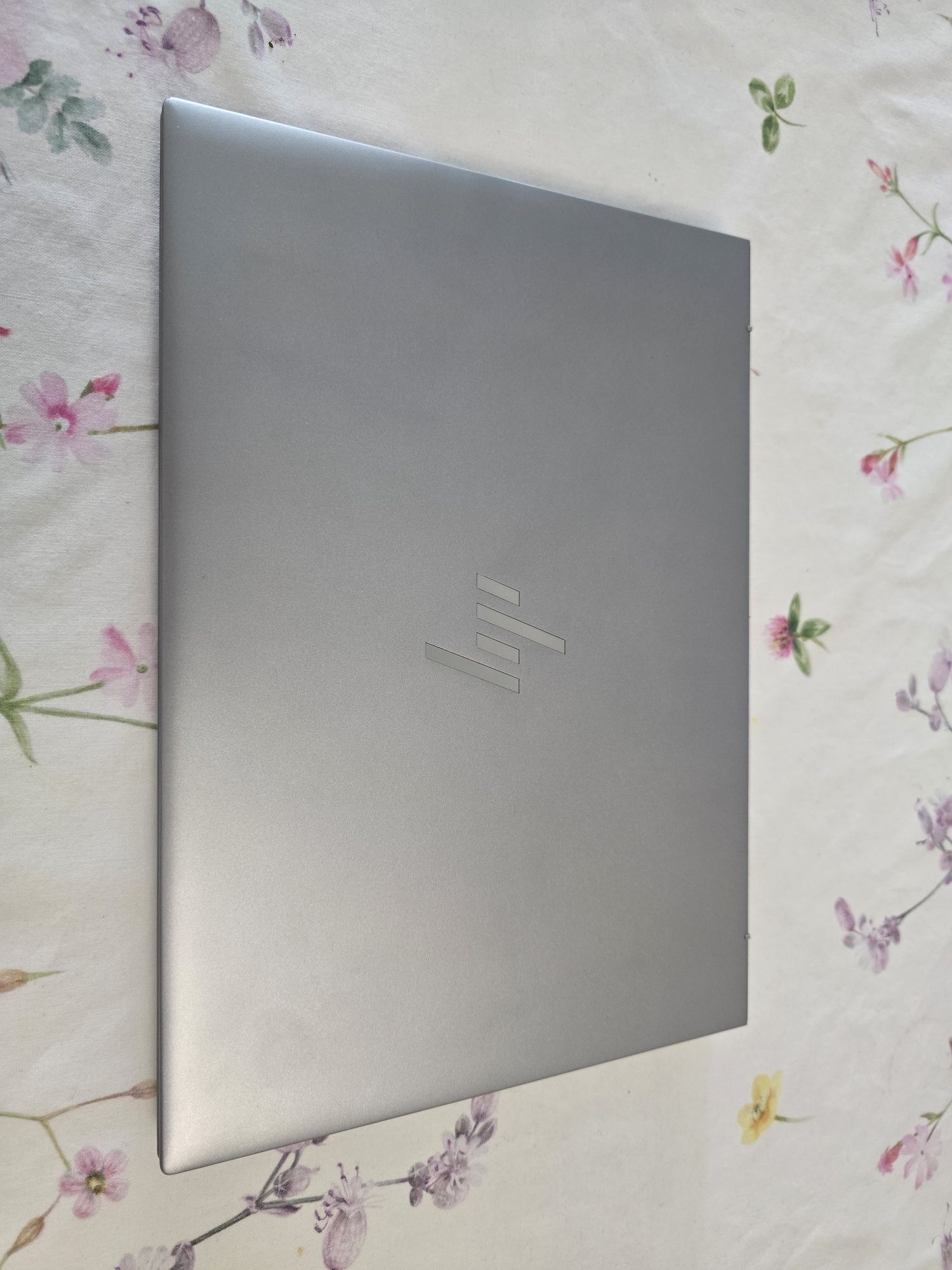 HP Zbook G10 i5-1345U