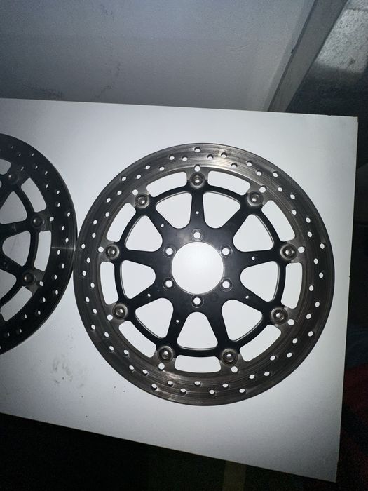Предни дискове OEM BMW S1000RR k46( също и HP). Прочетете внимателно!