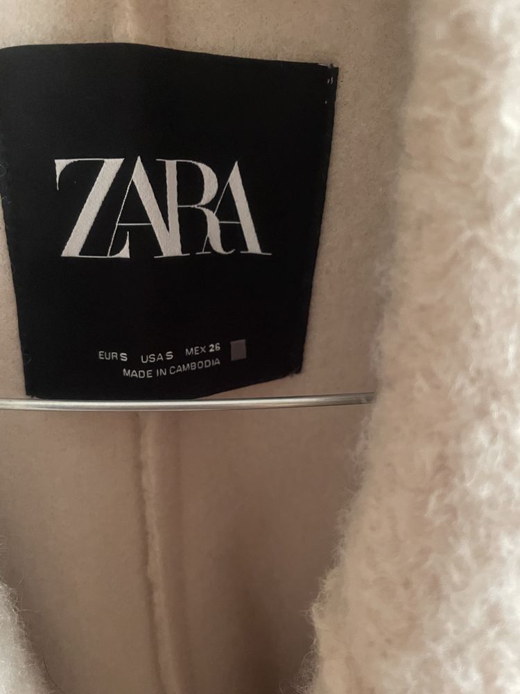 Палто Zara прав модел