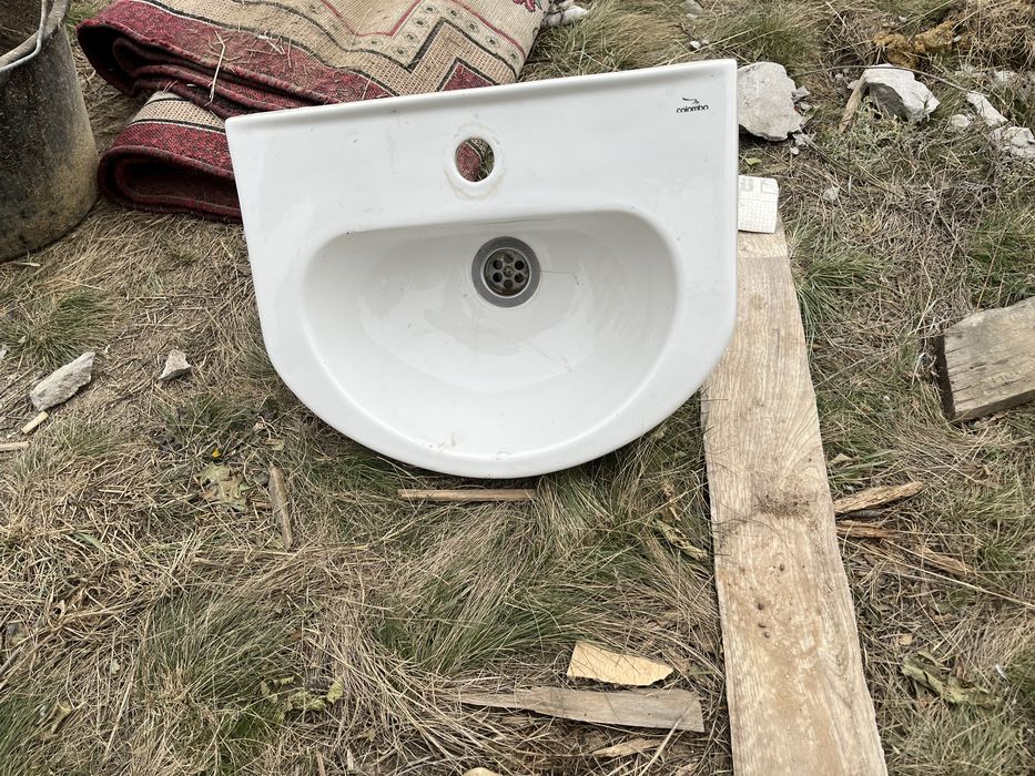 Продам раковину без ломов