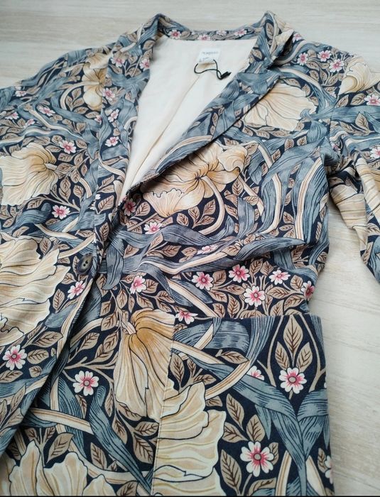 Sacou H&M, William Morris & Co