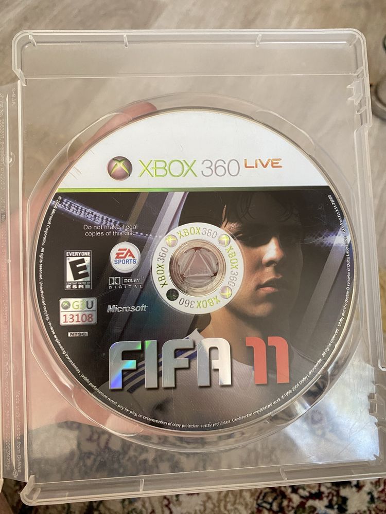 Продам иксбокс 360 с 3 играми