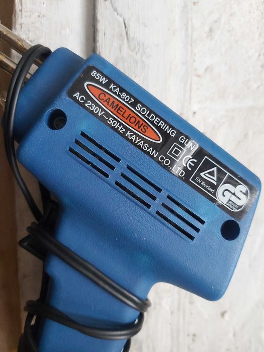 Pistol Camelions pt interventii rapide (lipire cu fludor electronica)