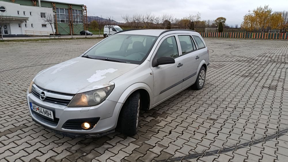 Opel Astra H inmatriculat