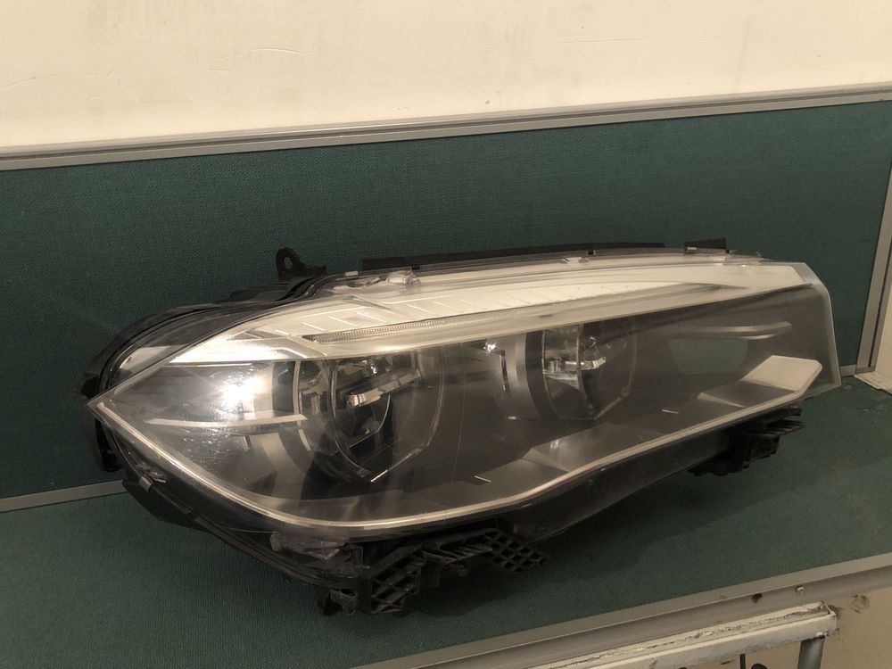 Far dreapta Bmw X5 F15, X6 F16 full LED