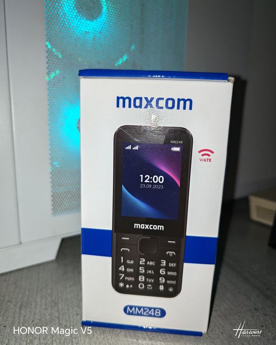 Vând telefon Maxcom MM248 nou sigilat