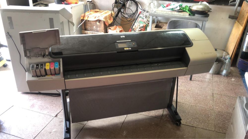 Плотер HP Designjet T1100