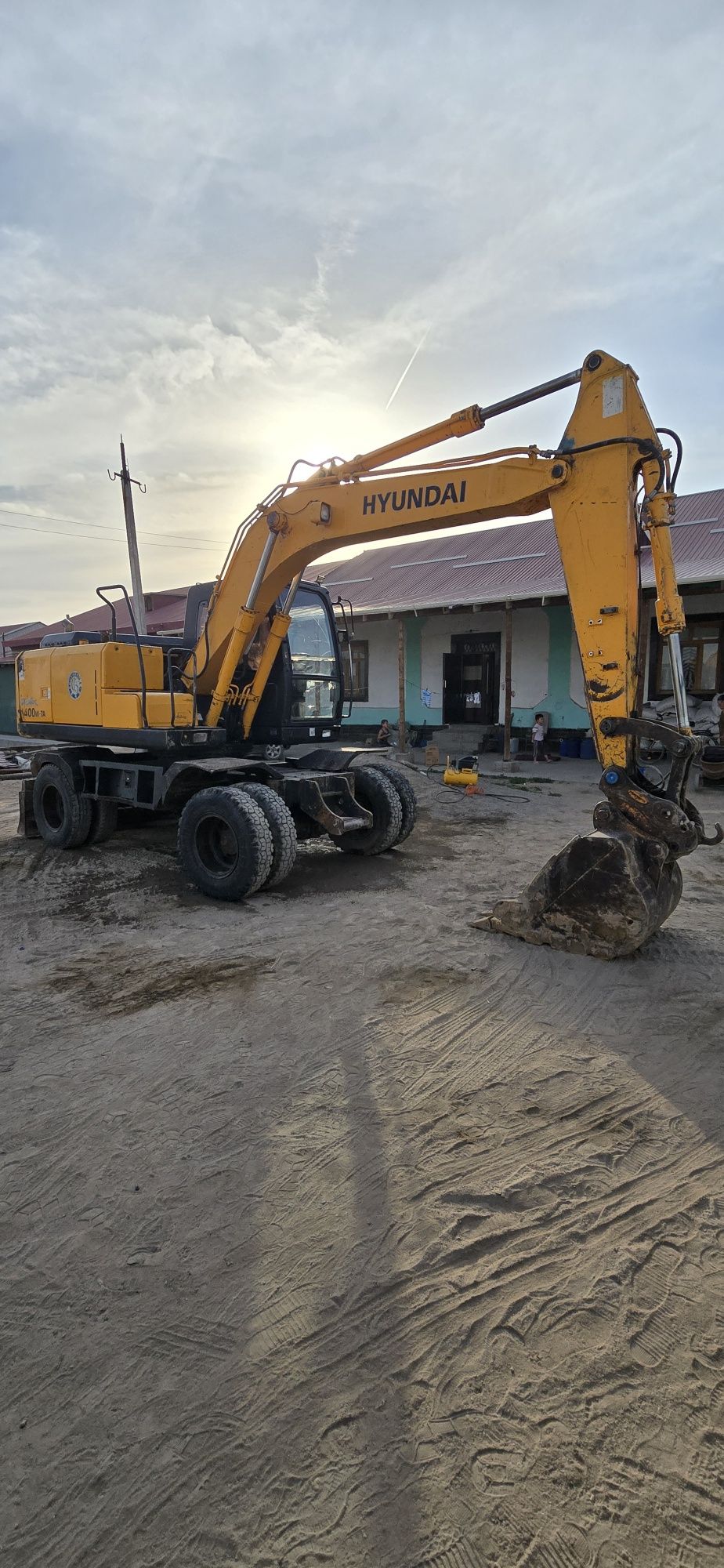 Hyundai 1400 ekskavator