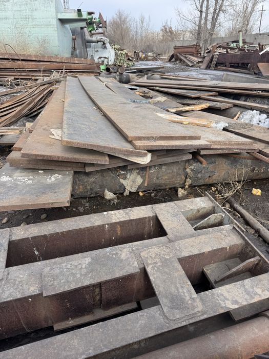 Продам лист 20 ножи полосы