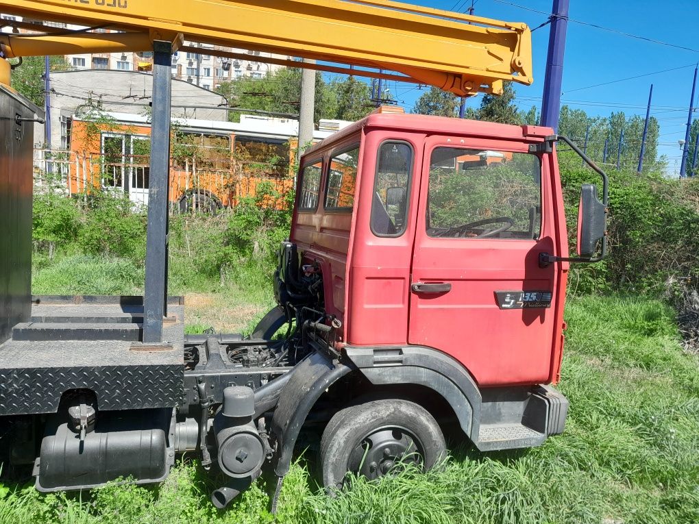 Автовишка  Renault S 135 MIDLINER вишка