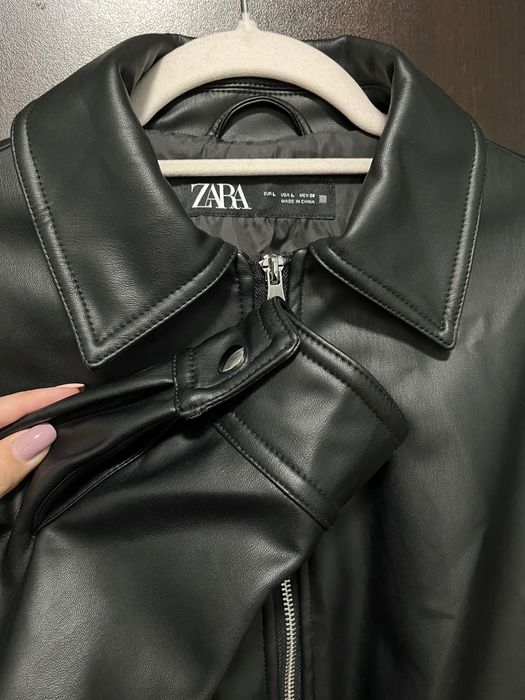 Дамско бомбър яке ZARA