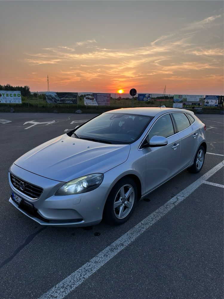 Volvo V40 2012 1.6 diesel D2