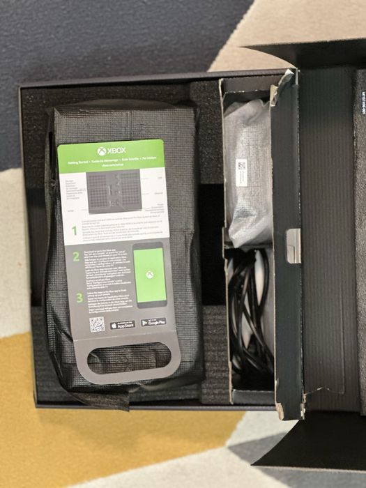 Game console XBOX SERIES X 1TB